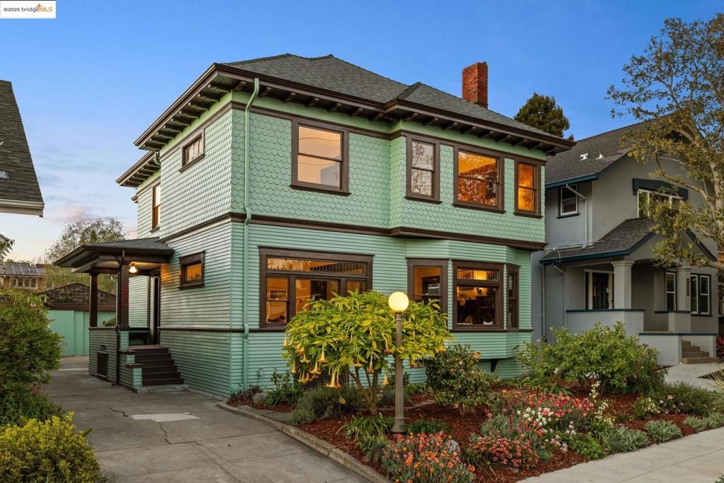 listing image 130721752311323083010