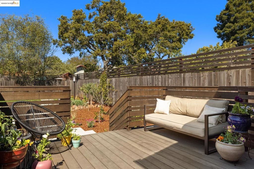 listing image 130722447441490457100