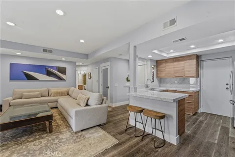 MLS: OC26062096
