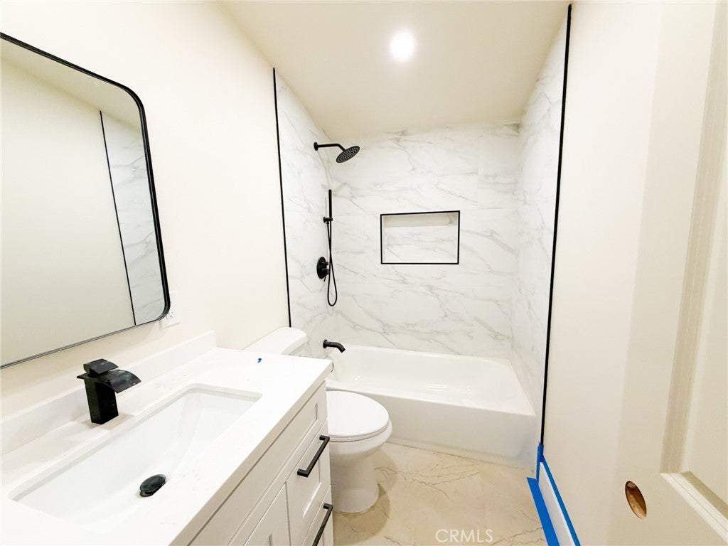 836 S Bellevue