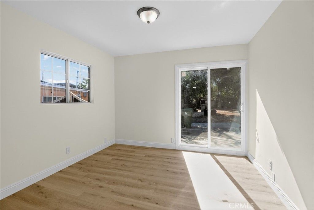 Photo of 10853 Ilex Avenue, Pacoima, CA 91331 (MLS # SR25240904)