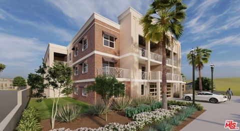 Photo of 211 E Olive Avenue, Redlands, CA 92373 (MLS # 26661985)