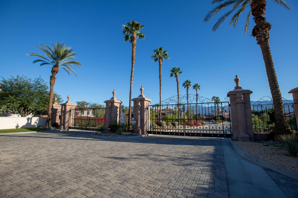 Villa Portofino - Residential