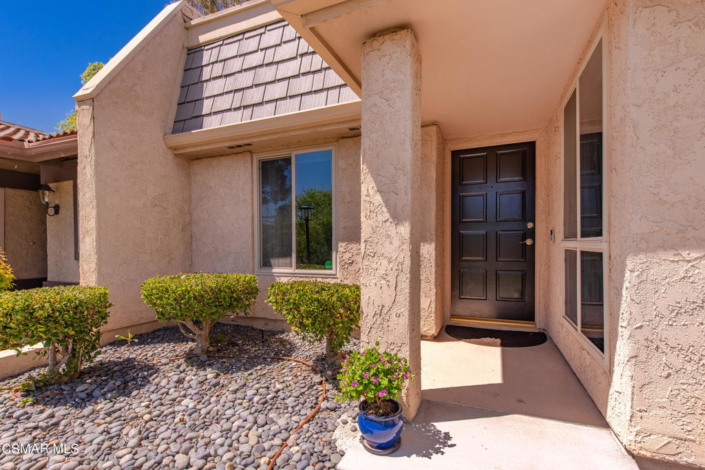 2834 Lakeridge Lane
