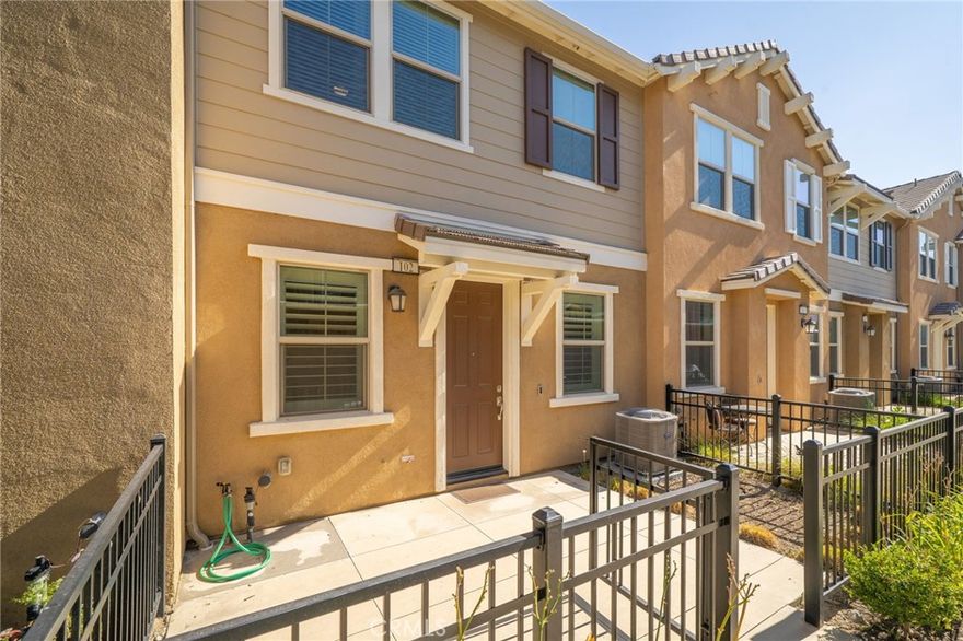 Welcome to 16502 Casa Grande Ave #102, a beautifully maintained, two-story 3-bedroom, 2.5-bathroom condo located in the sought-after community of Gabion Ranch. This move-in-ready home combines modern elegance with everyday comfort in a secure, family-friendly setting.
Step inside to discover a bright and open floor plan featuring an oversized chef’s kitchen with a large granite island, ample counter space, and abundant cabinetry perfect for both entertaining and daily living. Upstairs, you’ll find spacious bedrooms and pristine bathrooms, all showcasing a clean, modern aesthetic. Pride of ownership shines throughout, giving the home the feel of a professionally staged model. Outside, enjoy resort-style amenities including sparkling pools, multiple playgrounds, a dog park, and beautifully landscaped walking paths. With low-maintenance living and easy access to everything Gabion Ranch has to offer, this is the perfect opportunity to own a stylish, like-new home in one of Fontana’s most desirable neighborhoods. Welcome home!