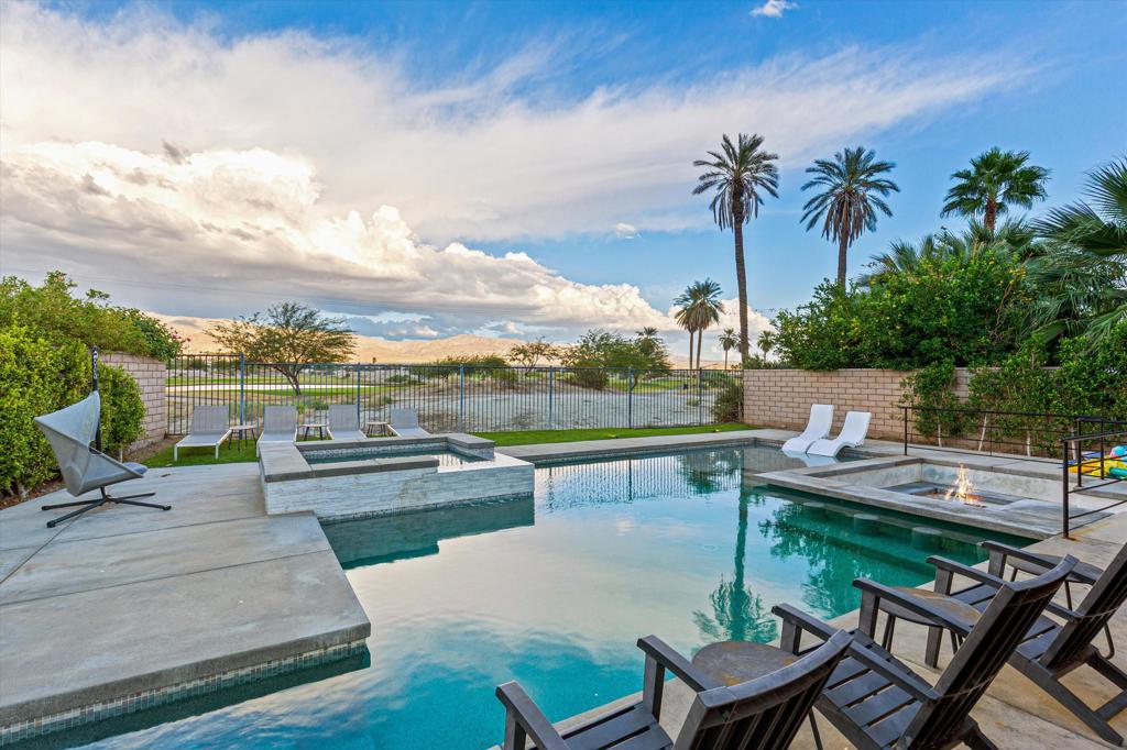 Terra Lago - Residential