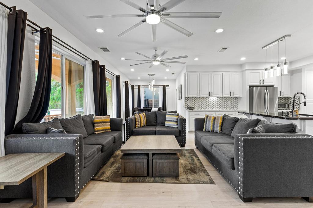 Terra Lago - Residential