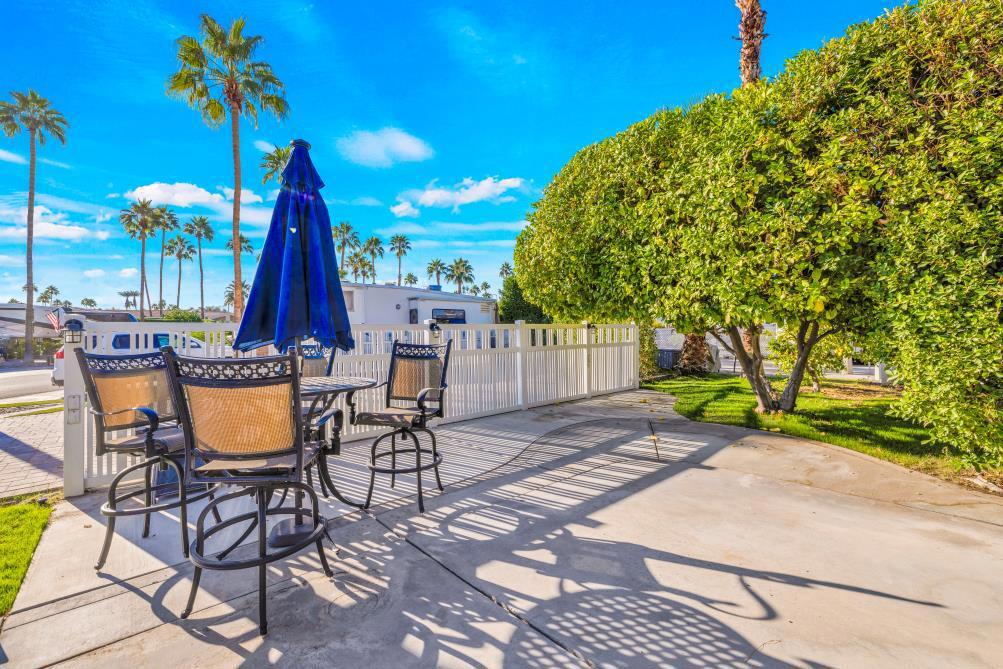 69411 Ramon Road 743