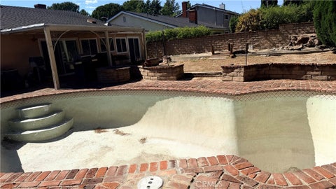 Tiny photo for 18851 Braemore RD, Porter Ranch, CA 91326 (MLS # SR26218550)