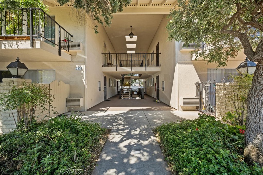 2338 Avenida Sevilla N