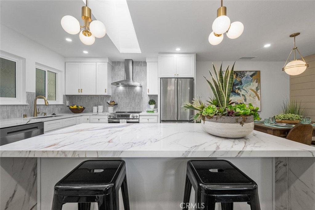 2338 Avenida Sevilla N