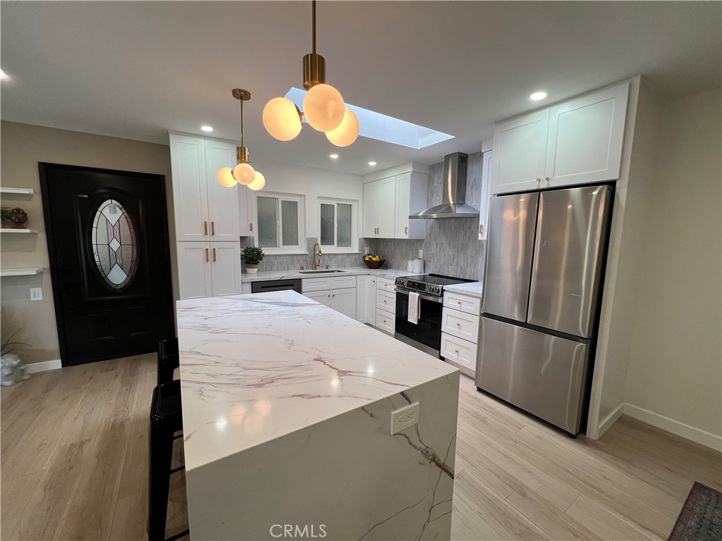 2338 Avenida Sevilla N