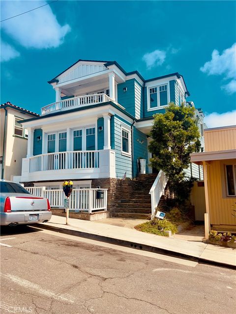 Photo of 132 28th Street, Hermosa Beach, CA 90254 (MLS # SB25192683)