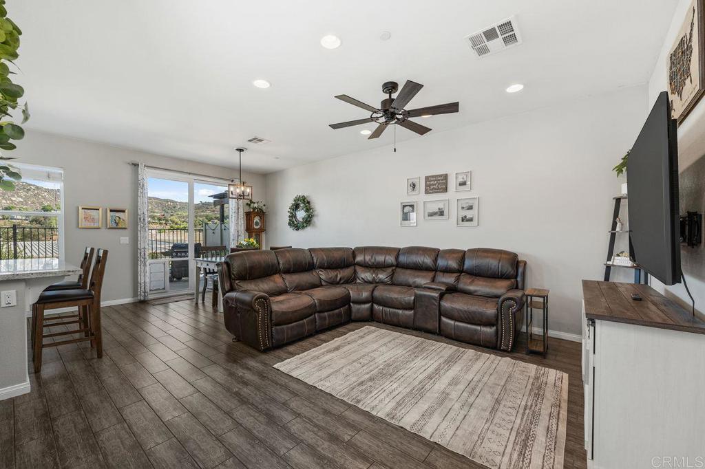 13111 Beacon View Ln