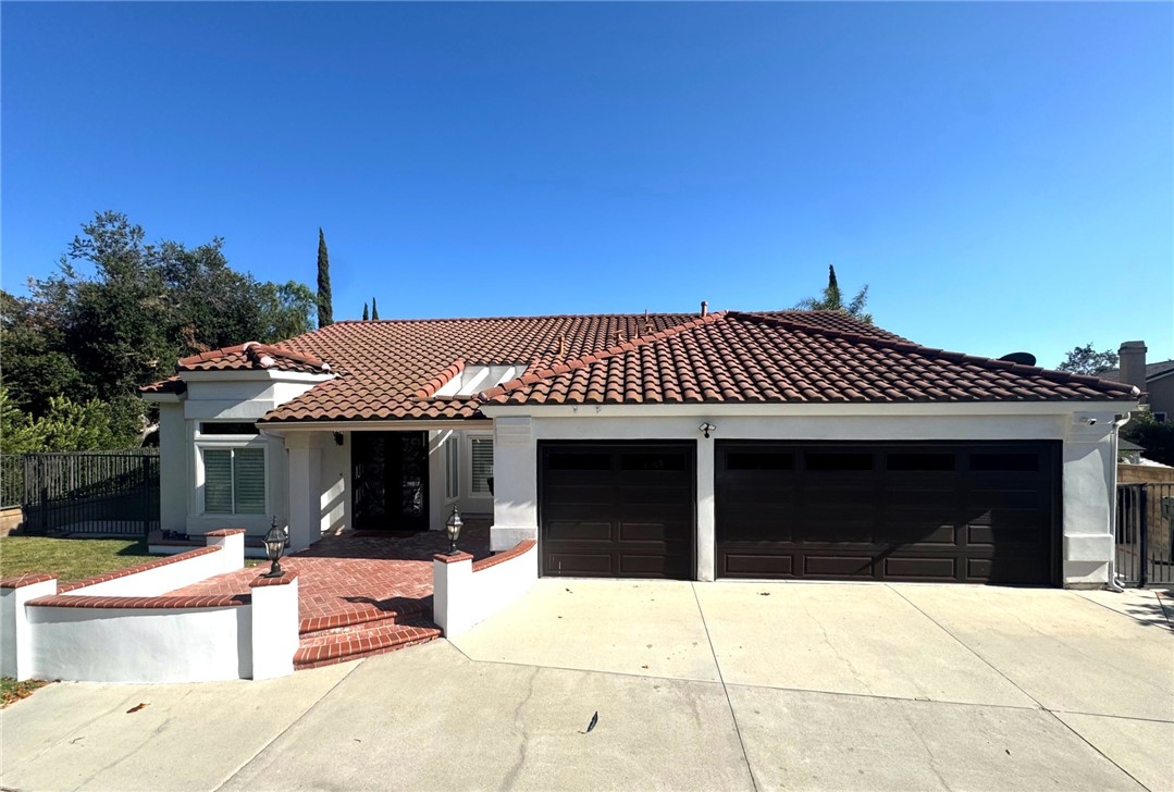 5560 Feather Grass Lane