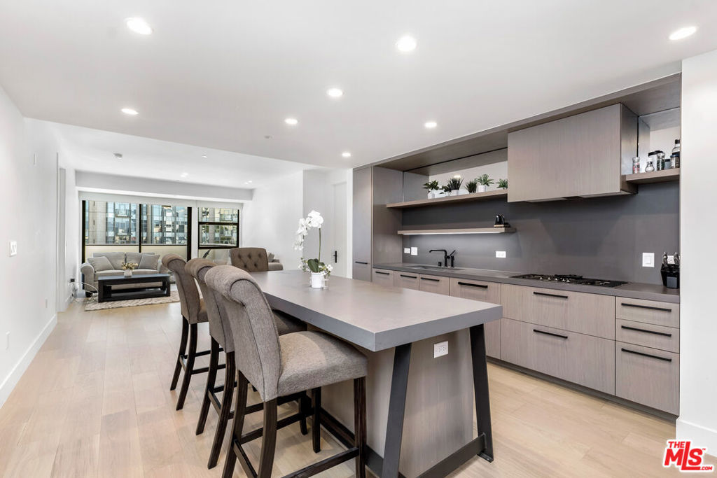 10777 Wilshire Boulevard 603