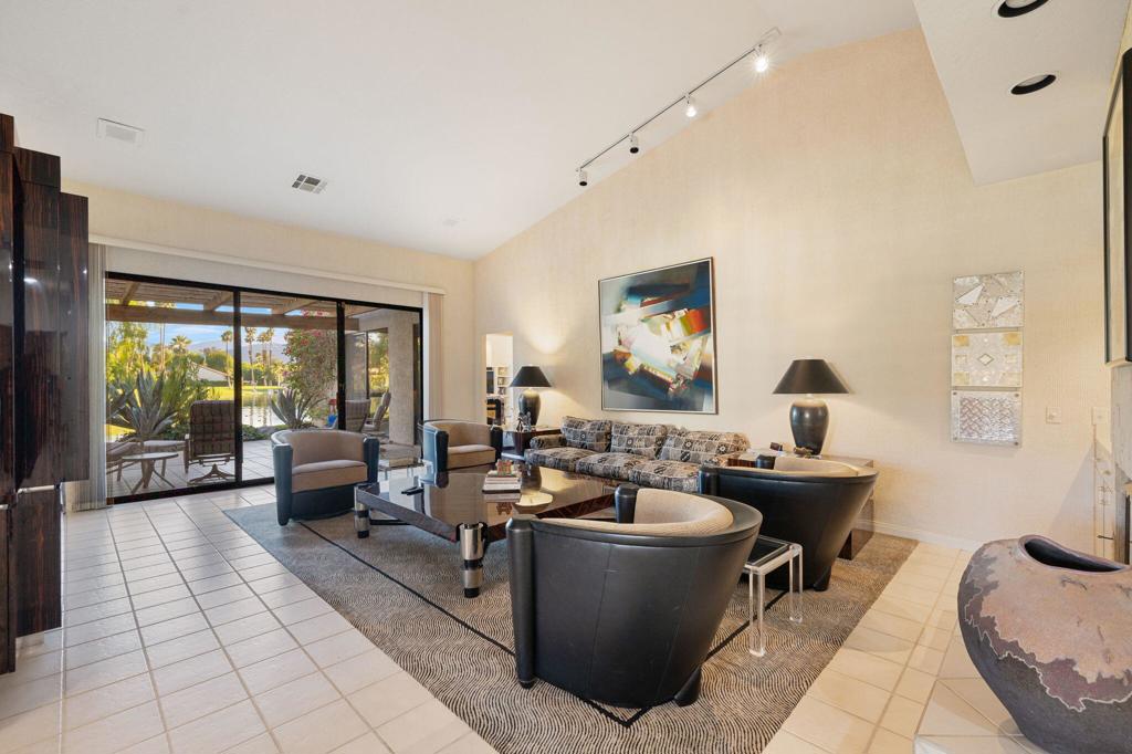 10511 Sunningdale Drive