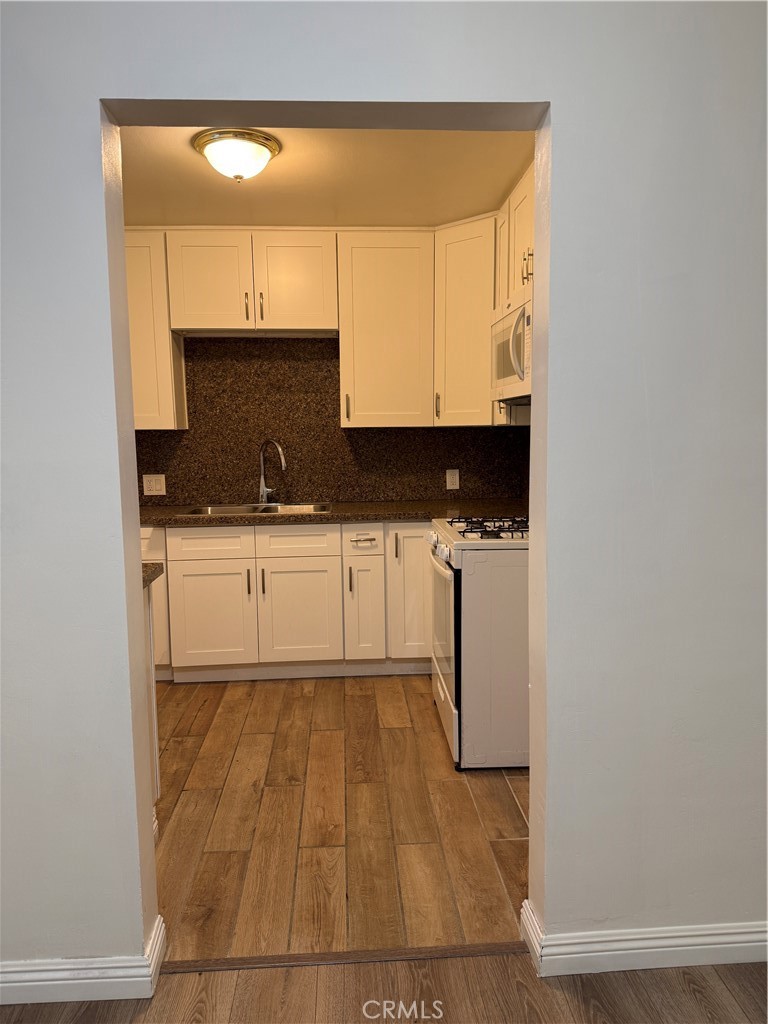 Tustin Meadows (TM) - Residential Lease