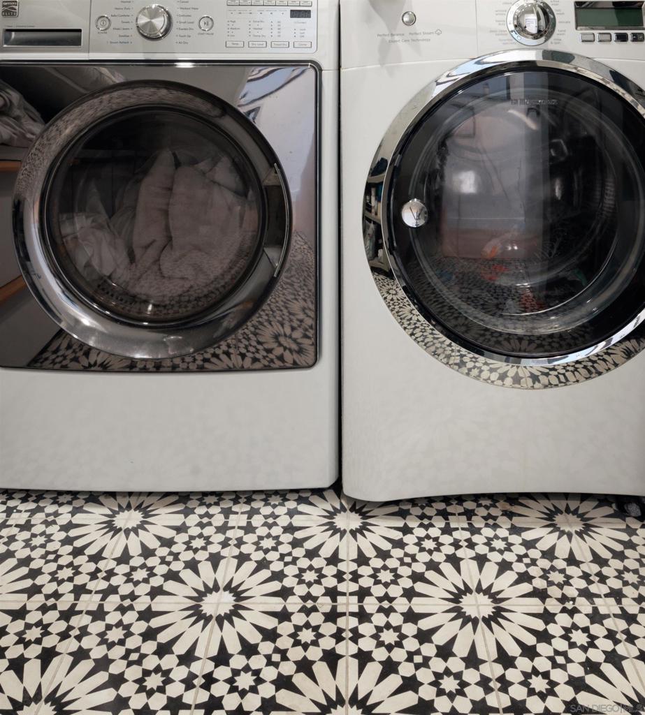 Del Mar - Residential