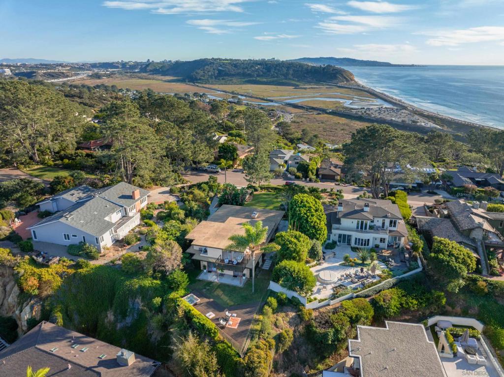 Del Mar - Residential
