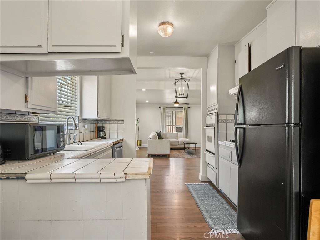 13478 Fanshaw Avenue