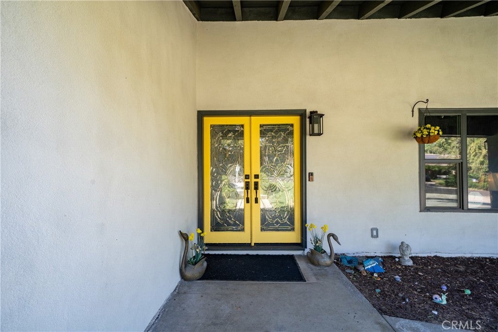 6616 Landfair