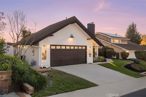 26662 Rio Hondo Lake Forest CA 92630