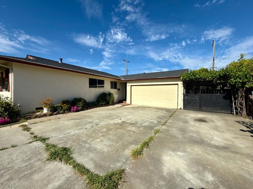 Photo of 4729 Snead Drive, Santa Clara, CA 95054 (MLS # ML82041835)