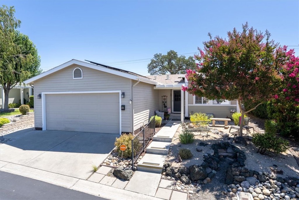 378 Lark Dr.