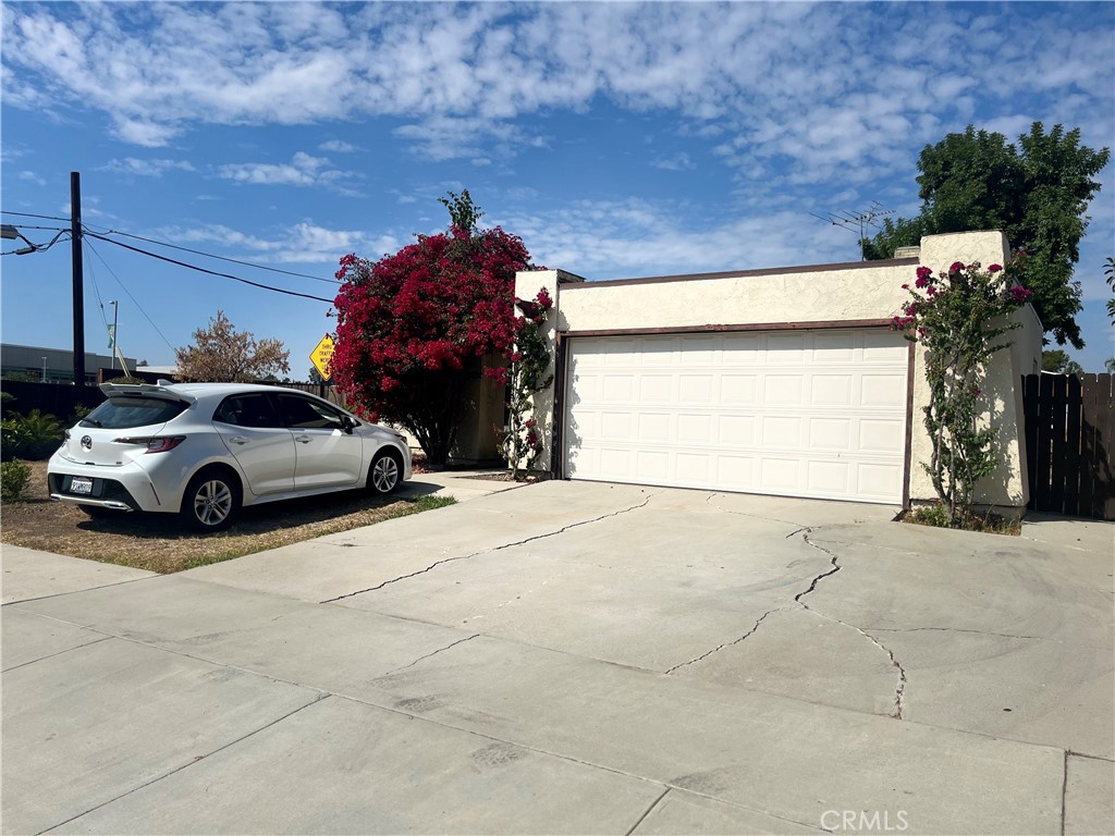 Good for investment ,conveniently located to shopping, market ,school, entertainment , freeway .... Permit for building 800 SF has been approved .new owner can start construction at any time. then in future will be main house 3bed 2bath SF 1358 and +ADU total SF 1858.