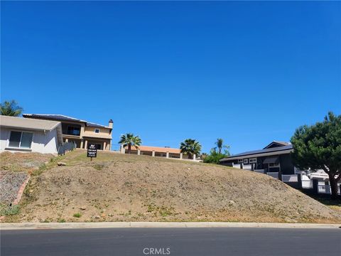 22720 Blue Teal Canyon Lake CA 92587