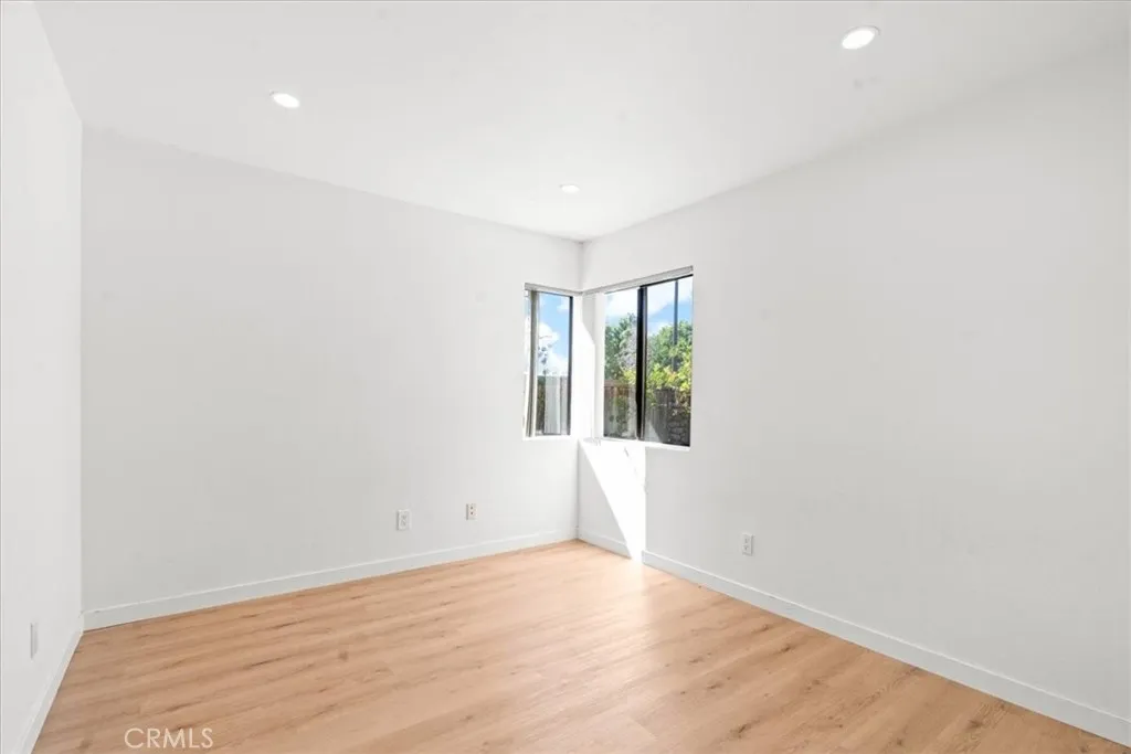 Irvine, California 92604, United States, 3 Bedrooms Bedrooms, ,2 BathroomsBathrooms,Residential,Active,168503