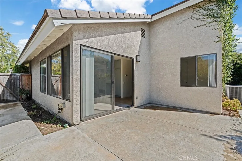 Irvine, California 92604, United States, 3 Bedrooms Bedrooms, ,2 BathroomsBathrooms,Residential,Active,168503