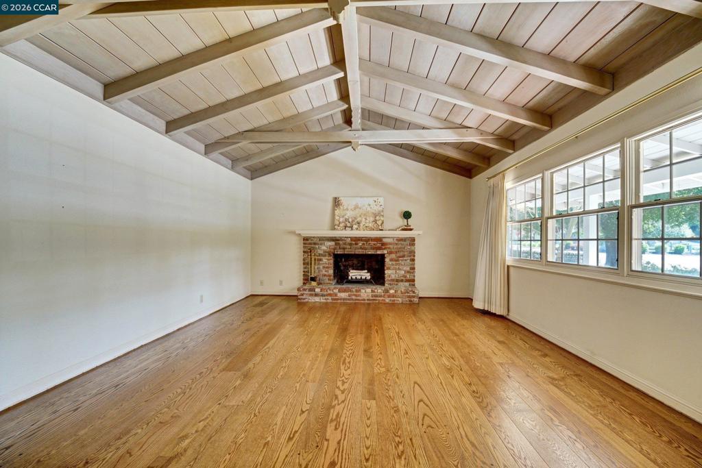 550 Silverado Dr