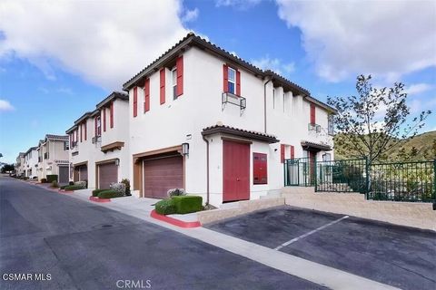 Photo of 207 Morro Way #3, Simi Valley, CA 93065 (MLS # 226002494)