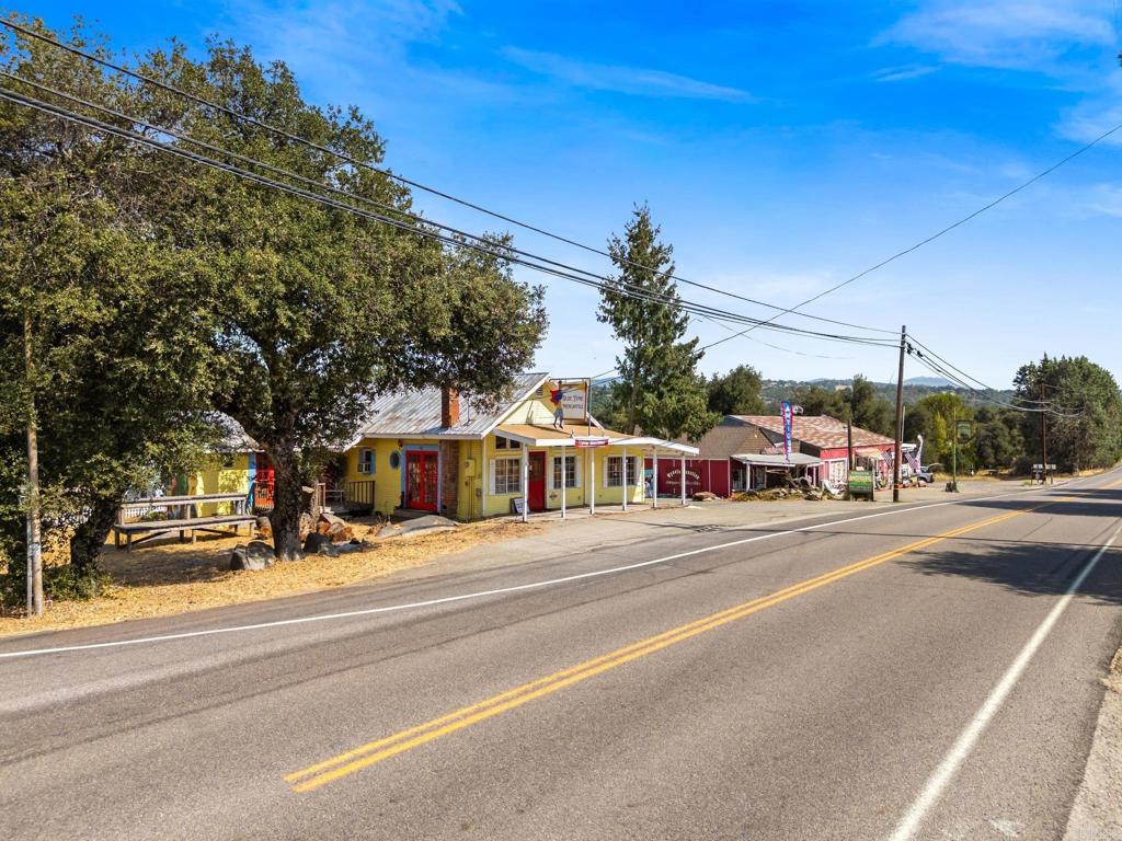 4336 Julian Highway