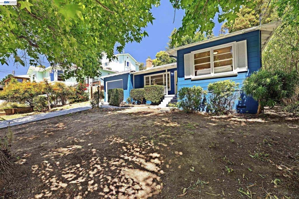 Photo of 18926 Walnut Rd RD, Castro Valley, CA 94546 (MLS # 41138421)