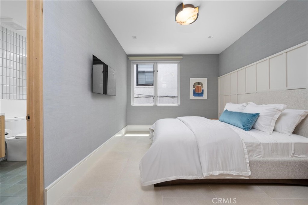110 22nd St Unit D