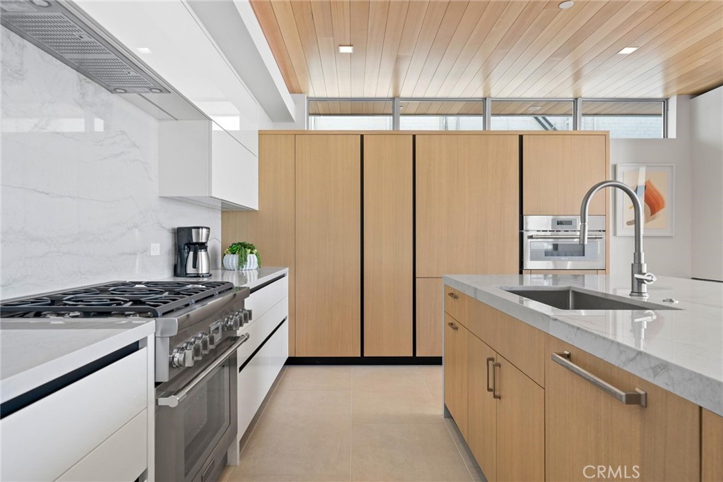 110 22nd St Unit D