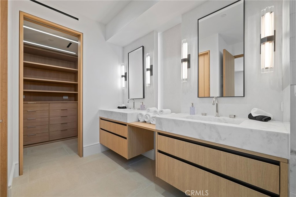 Balboa Peninsula (Residential) (BALP) - Residential Lease