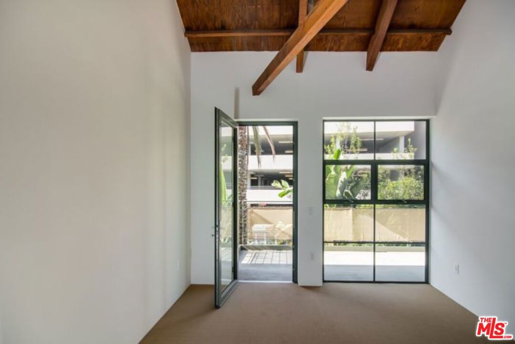 1046 PRINCETON Drive 201