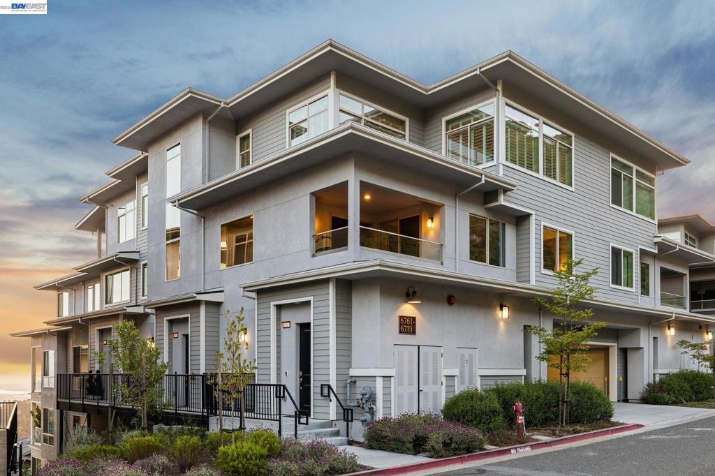 6767 SKYVIEW DRIVE