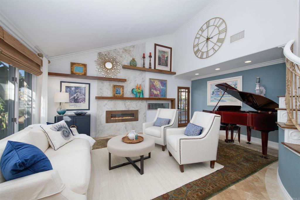 10737 Birch Bluff Ave