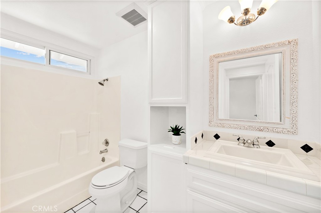 Mariner Village (MVL) - Residential Lease