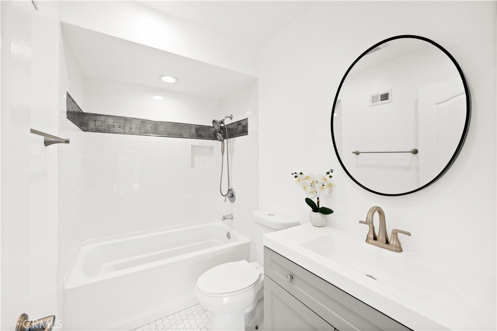 Mariner Village (MVL) - Residential Lease