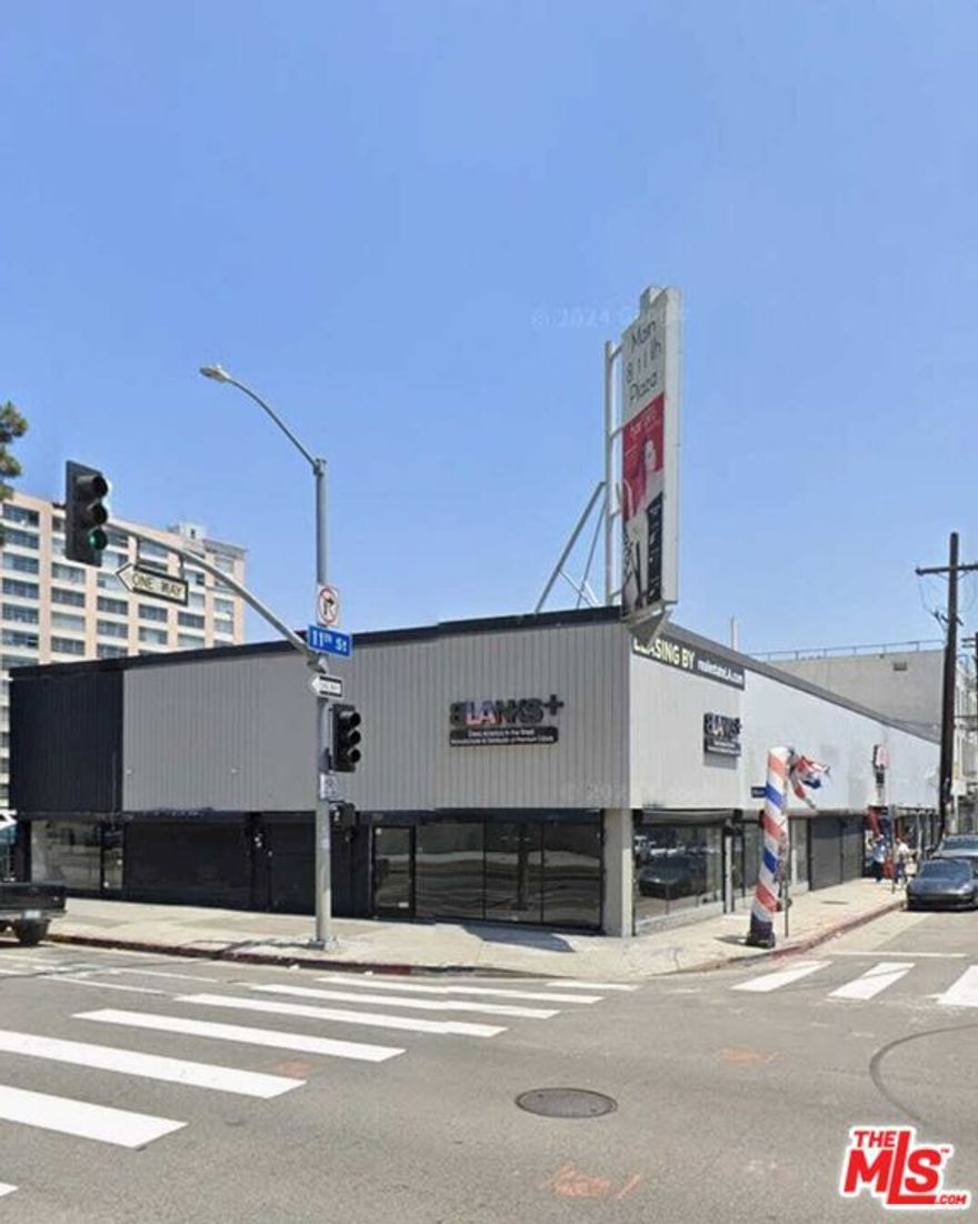 ***THIS PROPERTY IS AVAILABLE FOR SHOWINGS AND LEASE NOW***Office/Retail/Gallery/Flex Space  $1,995/month. Prime Downtown LA location at 1056 S Main St. Ideal for office, retail, gallery, or creative use. High foot traffic, flexible layout, and modern space ready to move in. It has a 2nd floor mezzanine. Perfect for businesses seeking visibility and convenience in the heart of LA.
