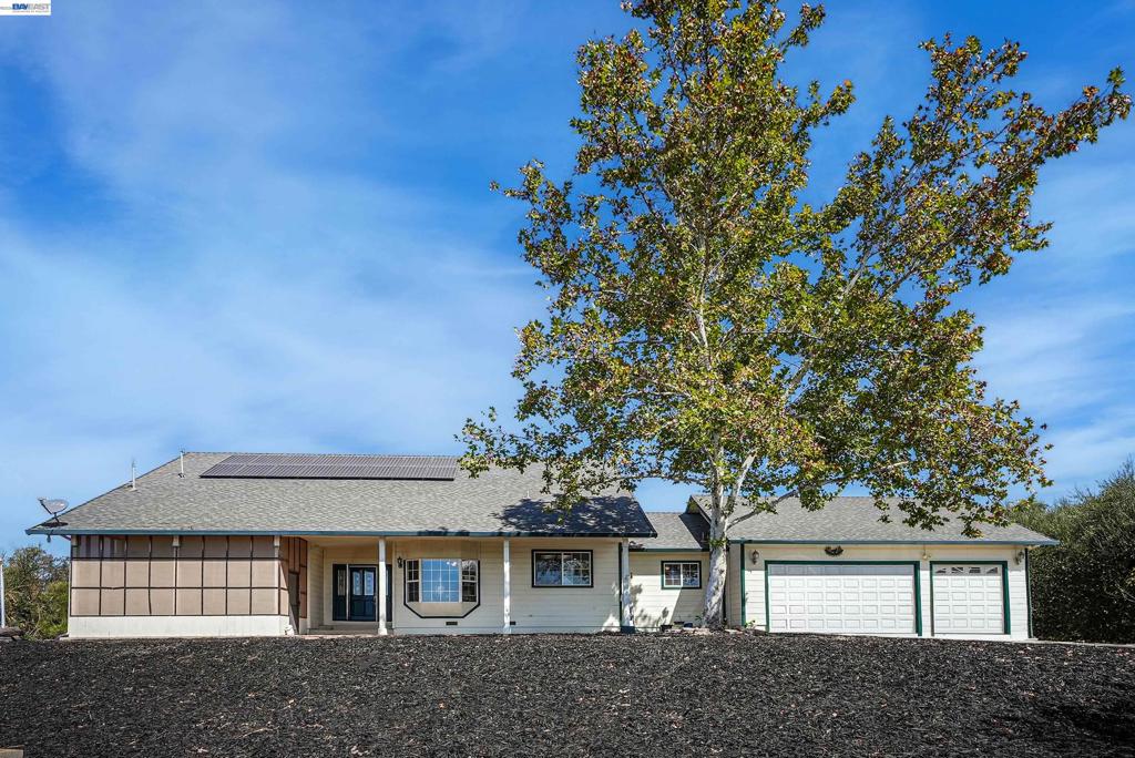 8060 Chardonnay Pl