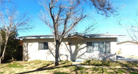 Photo of 26933 John St, Boron, CA 93516 (MLS # CV26011543)
