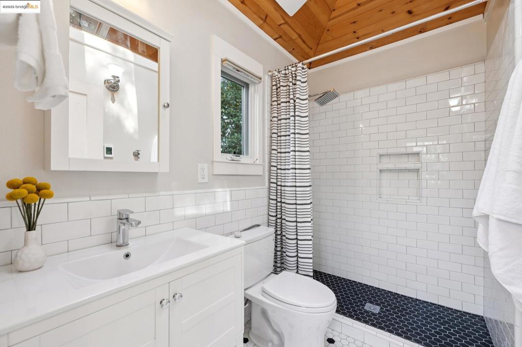 GLEN ARMS - Residential