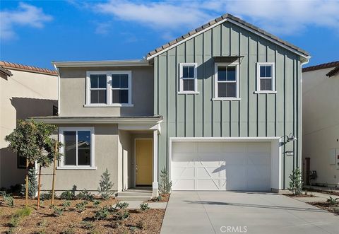 Photo of 3813 Crossen Drive, Corona, CA 92883 (MLS # OC26011529)